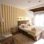 Отель La Casona De Llerices Кангас-де-Онис