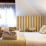 호텔 La Casona De Llerices