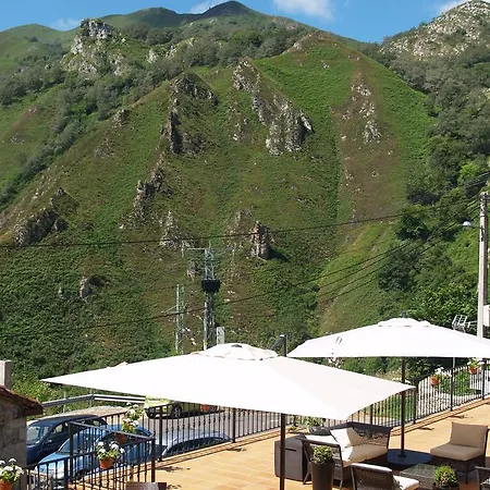 La Casona De Llerices Szálloda 3*