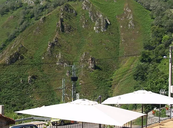 La Casona De Llerices Hotel 3*